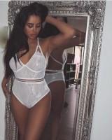 Marnie Simpson,Marnie Simpson bikini pics,Marnie Simpson bikini images,Marnie Simpson bikini stills,Marnie Simpson curves,Marnie Simpson curves pics,Marnie Simpson flaunts curves,Marnie Simpson hot pics,Marnie Simpson hot images,Marnie Simpson hot stills