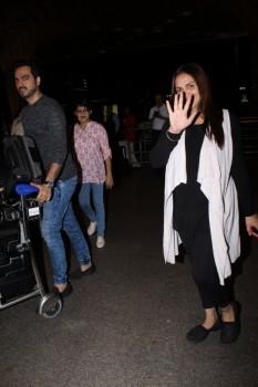 Actress Esha Deol spotted at Airport in Mumbai, on 14th June 2017.