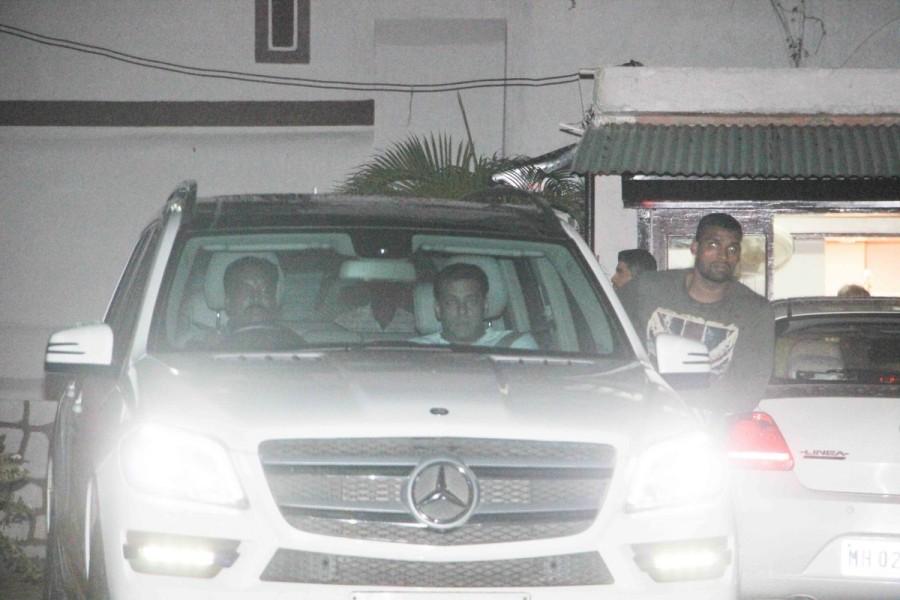 Bollywood actor Salman Khan with Family at Sister Alvira Agnihotri's House in Mumbai on June 18, 2017. Tubelight,Salman Khan,Salman Khan with Family,Alvira Agnihotri,Alvira Agnihotri house,Salman Khan at Alvira Agnihotri house