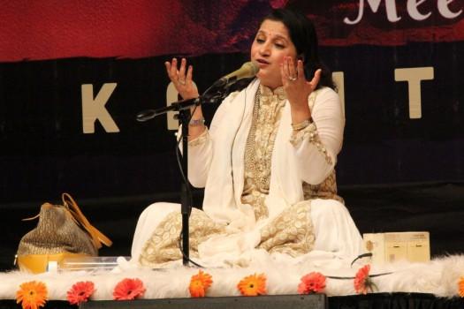 A renowned Bollywood and Sufi singer Kavita Seth has lent her voice to chart toppers Prem Mein Tohre from Begum Jaan, Aisi Hoti Hai Maa from Maatr, Iktara from Wake up Sid and Tum Hi Ho Bandhu from Cocktail to name a few.