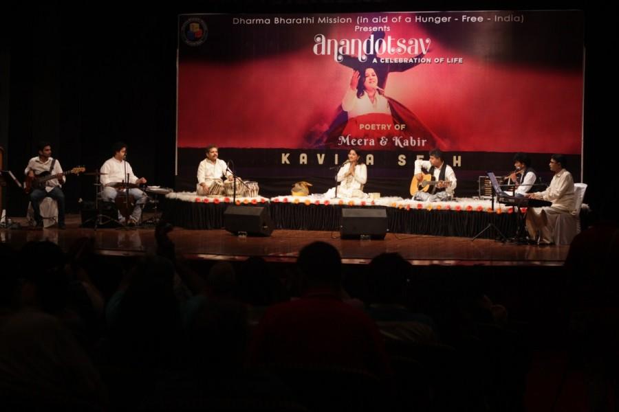 It would be a great help if you could this write-up and images on your portal. Anandotsav celebration,Kavita Seth,K.K. Seth,Anandotsav,Singer Kavita Seth