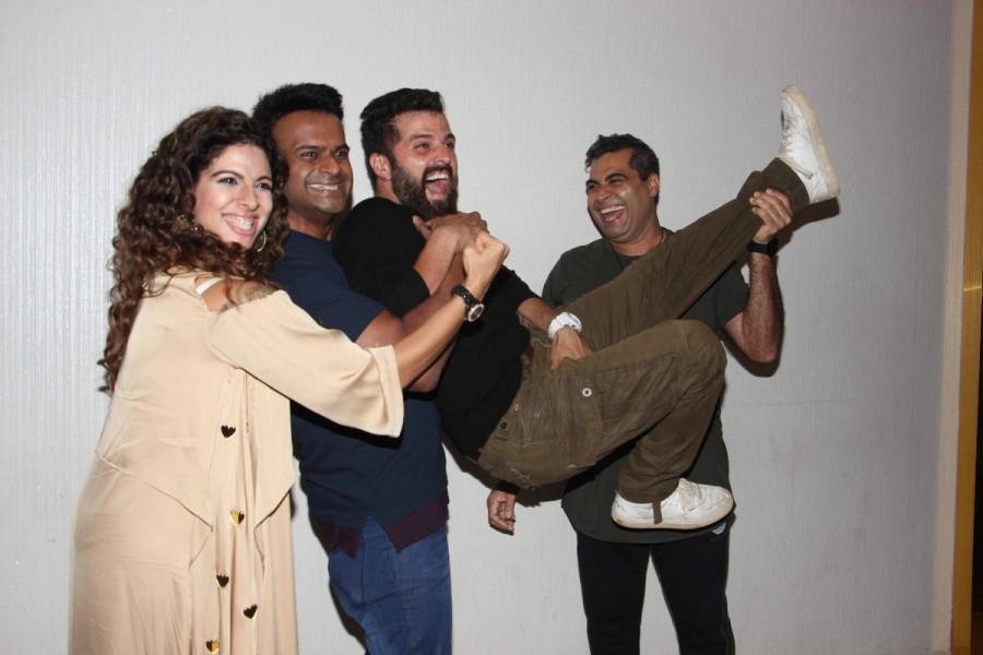 Celebs like Television actor Vaishnavi Dhanraj,Television actor Bakhtiyaar Irani along with his wife and Bollywood actor Tanaaz Currim, Vahishta Bharucha and others spotted during the event. Vaishnavi Dhanraj,Television actor Bakhtiyaar Irani,Tanaaz Currim,Vahishta Bharucha,Launch of short film Drinks, Drama, Dhoka