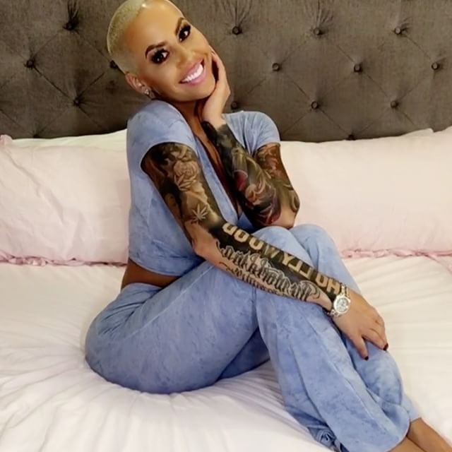 Model Amber Rose post raunchy photos on instagram. Amber Rose,model Amber Rose,Amber Rose raunchy pictures,Amber Rose raunchy images,Amber Rose raunchy stills,Amber Rose raunchy pics,Amber Rose hot pics,Amber Rose hot images,Amber Rose hot stills,Amber Rose hot pictures
