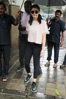 Alia Bhatt,actress Alia Bhatt,bollywood actress Alia Bhatt,Alia Bhatt spotted at Vishesh Films,Vishesh Films