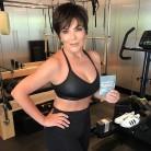 Kristen Mary Jenner poses gym selfie but everyone thinks it's Photoshopped.