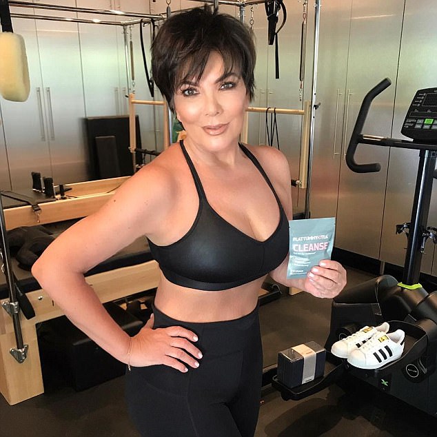 Kristen Mary Jenner poses gym selfie but everyone thinks it's Photoshopped. Kris Jenner,actress Kris Jenner,Kris Jenner bikini pics,Kris Jenner bikini images,Kris Jenner bikini stills,Kris Jenner curves,Kris Jenner curves pics,Kris Jenner flaunts curves,Kris Jenner curves pics,Kris Jenner curves images,Kris Jenner curves stills,K