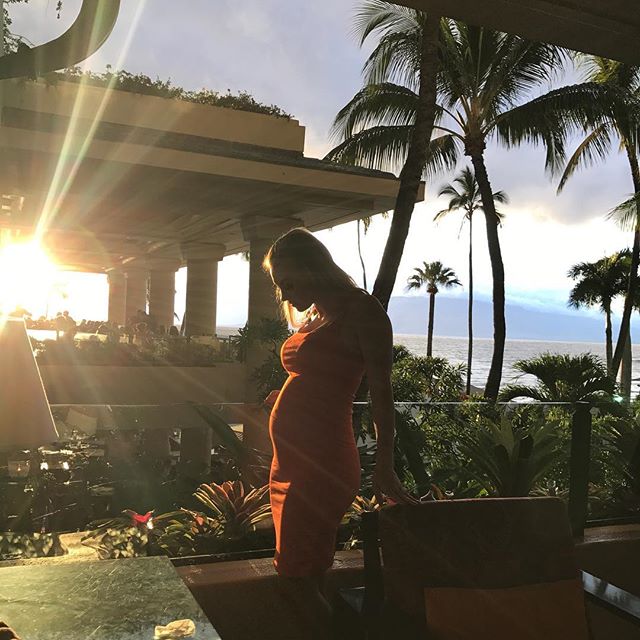 Ex-TOWIE star Billi Mucklow flaunts her blossoming baby bump. Billi Mucklow,Pregnant Billi Mucklow,Billi Mucklow baby bump,Billi Mucklow baby bump pics,Billi Mucklow baby bump images,Billi Mucklow baby bump stills,Billi Mucklow baby bump pictures,Billi Mucklow baby bump photos