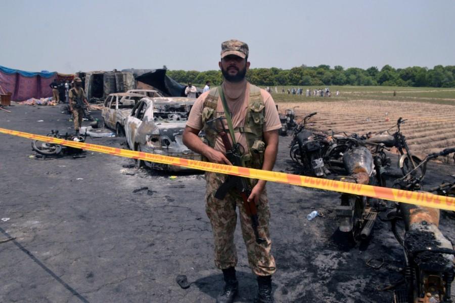 A large crowd of people gathered, many to collect the leaking fuel. But the tanker exploded in about 45 minutes later. Rescue workers said over 200 people were injured in the horrifying incident, most of them in critical condition. The toll could further increase as dozens are still in critical condition. Pakistan tanker blast,tanker blast,Punjab province,Punjab,horrific oil tanker explosion,oil tanker explosion