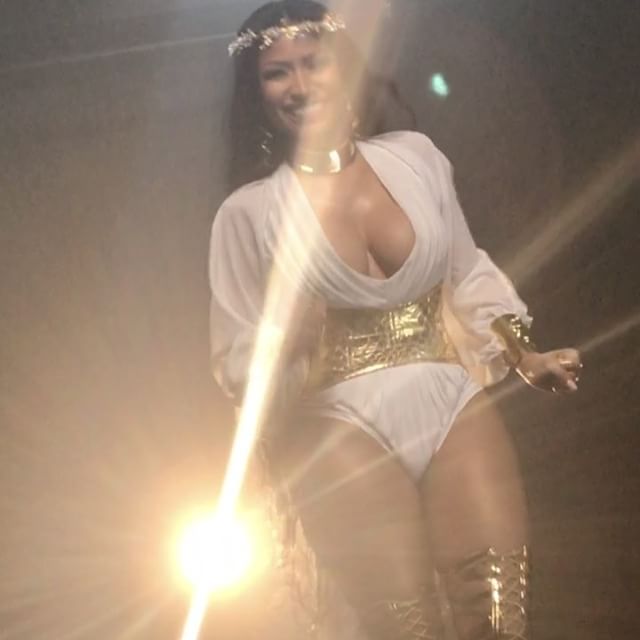 Nicki Minaj shows her assets to look like a Greek Goddess. Nicki Minaj,nicki minaj instagram,nicki minaj cleavage,nicki minaj boobs photo,nicki minaj nba awards 2017,nicki minaj cleavage photo,nicki minaj music,Nicki Minaj and Meek Mill,Nicki minaj and remy ma,Nicki Minaj flaunts curves,Nicki Minaj curves pics,Ni