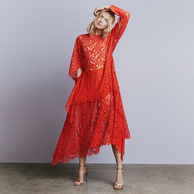 Stella McCartney,Stella McCartney bikini pics,Stella McCartney bikini images,Stella McCartney bikini stills,Stella McCartney curves,Stella McCartney curves pics,Stella McCartney flaunts curves,Stella McCartney curves pics,Stella McCartney curves images,St