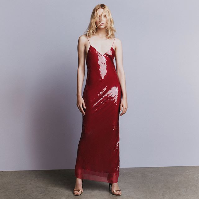 Model Stella Nina McCartney post raunchy pictures on instagram. Stella McCartney,Stella McCartney bikini pics,Stella McCartney bikini images,Stella McCartney bikini stills,Stella McCartney curves,Stella McCartney curves pics,Stella McCartney flaunts curves,Stella McCartney curves pics,Stella McCartney curves images,St