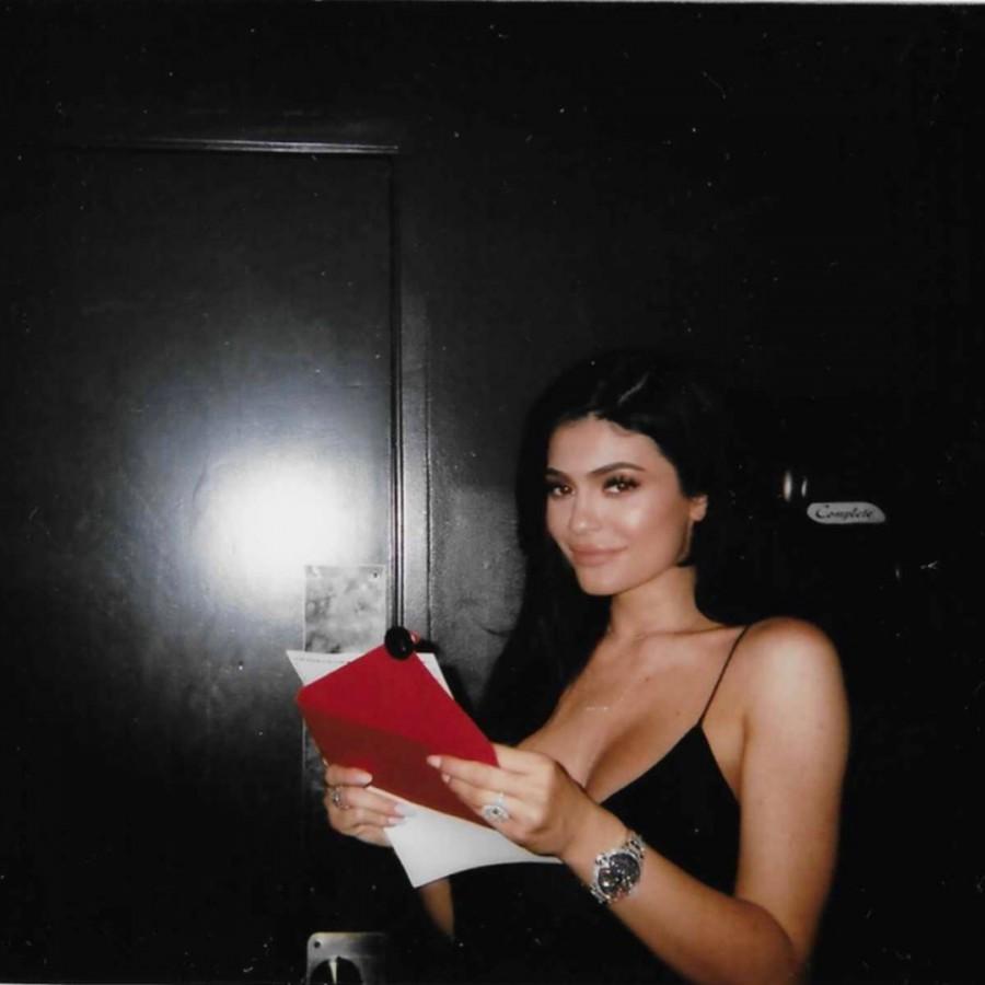American reality television personality Kylie Kristen Jenner seduces her friend in new instagram image. Kylie Jenner,Kylie Jenner seduces her friend,Kylie Jenner bikini pics,Kylie Jenner bikini images,Kylie Jenner bikini stills,Kylie Jenner curves,Kylie Jenner curves pics,Kylie Jenner flaunts curves,Kylie Jenner curves pics,Kylie Jenner curves images,Kylie