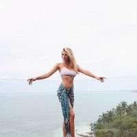 Charlotte McKinney,Charlotte McKinney bikini pics,Charlotte McKinney bikini images,Charlotte McKinney bikini stills,Charlotte McKinney curves,Charlotte McKinney curves pics,Charlotte McKinney flaunts curves,Charlotte McKinney curves pics,Charlotte McKinne