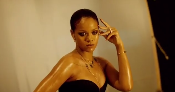 Actress Rihanna looks dreamy while unveiling the new collection for Chopard. Rihanna looks dreamy,Rihanna,actress Rihanna,Rihanna bikini pics,Rihanna bikini images,Rihanna bikini stills,Rihanna curves,Rihanna curves pics,Rihanna flaunts curves,Rihanna curves pics,Rihanna curves images,Rihanna curves stills,Rihanna curves pictures