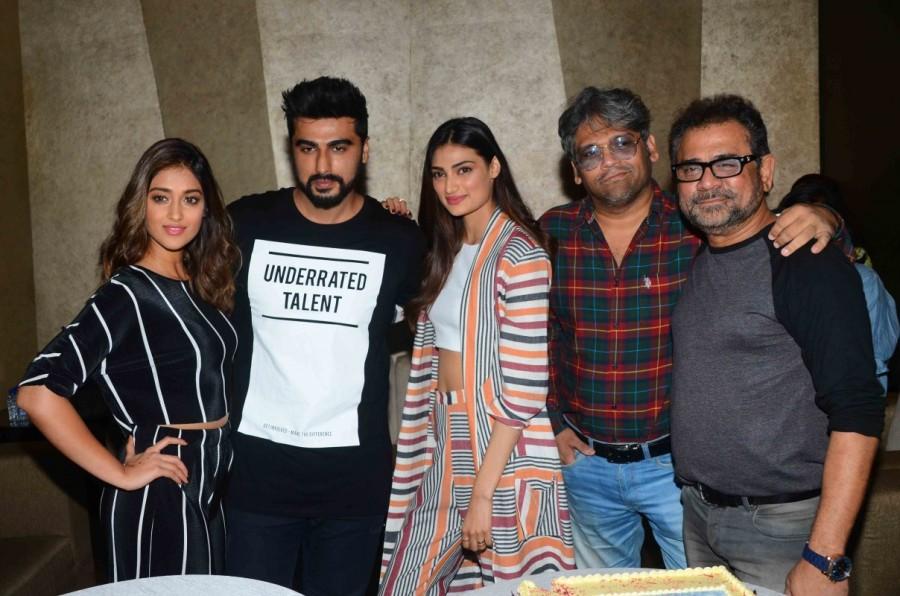 ollywood actor Arjun Kapoor celebrates his Birthday with ILeana Dcruz, Athiya Shetty, and filmmaker Anees Bazmee during the promotion of film Mubarakan in Mumbai. Arjun Kapoor,actor Arjun Kapoor,Arjun Kapoor birthday,Arjun Kapoor birthday celebrations,Arjun Kapoor celebrates birthday,Hawa Hawa,Ileana D'Cruz,Athiya Shetty