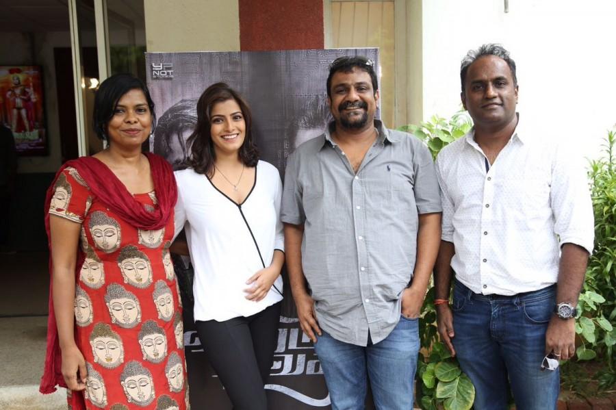 Directors Pushkar - Gayathri and Varalaxmi Sarathkumar at Vikram Vedha Press Meet. Vijay Sethupathi,Madhavan,Shraddha Srinath,Vikram Vedha,Vikram Vedha Press Meet,Vikram Vedha Press Meet pics,Vikram Vedha Press Meet images,Vikram Vedha Press Meet stills,Vikram Vedha Press Meet pictures,Vikram Vedha Press Meet photos