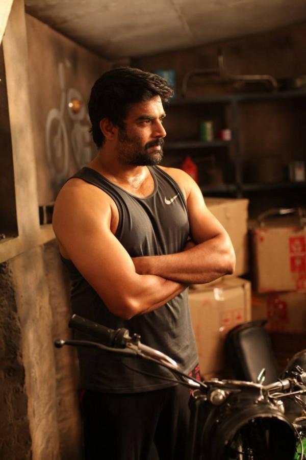 Vijay Sethupathi and Madhavan's Vikram Vedha movie stills - Photos ...