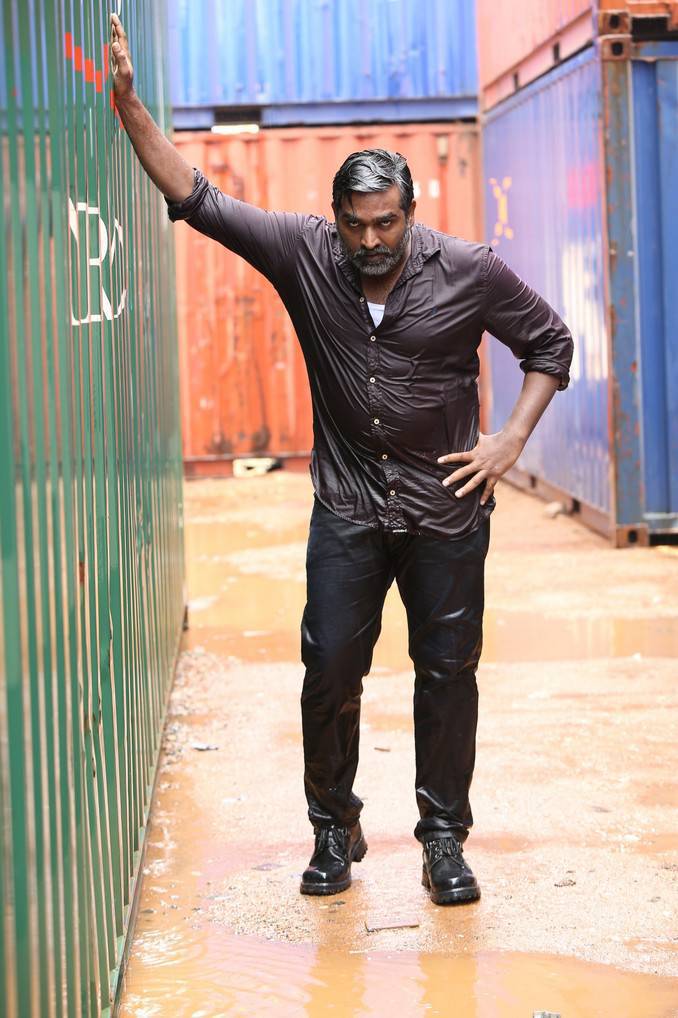 Vijay Sethupathi And Madhavan's Vikram Vedha Movie Stills - Photos ...