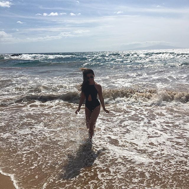 American actress Lea Michele flaunts off her envy-inducing figure. Lea Michele,Lea Michele bikini pics,Lea Michele bikini images,Lea Michele bikini stills,Lea Michele curves,Lea Michele curves pics,Lea Michele flaunts curves,Lea Michele curves pics,Lea Michele curves images,Lea Michele curves stills,Lea Michele curves pi