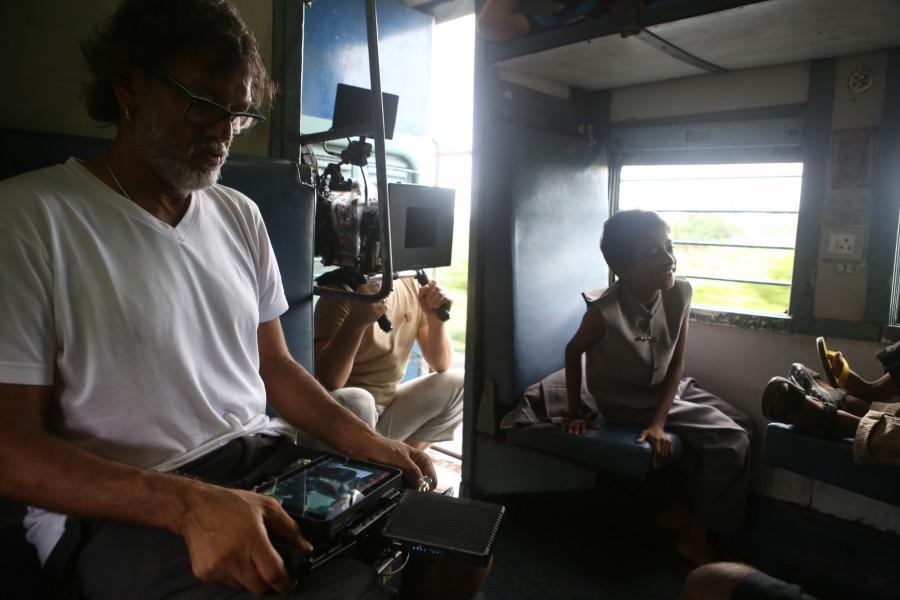 "Mere Pyare Prime Minister" revolves around the true friendship and life journey of four children who live in the slums of Mumbai. Rakeysh Mehra,Filmmaker Rakeysh Omprakash Mehra,Rakeysh Omprakash Mehra,Mere Pyare Prime Minister