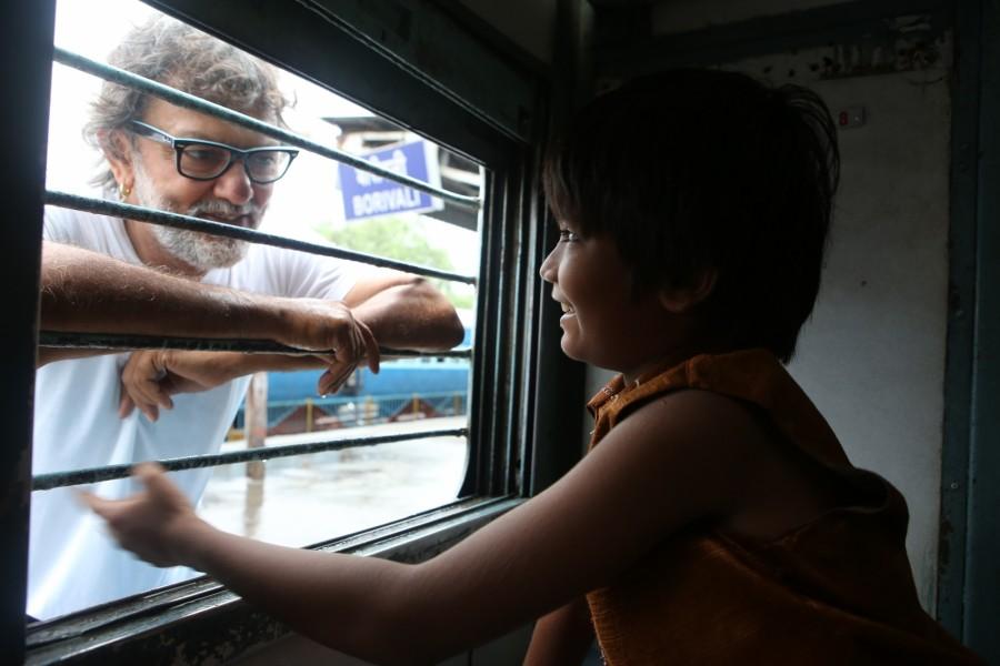Mehra had last explored the theme of friendship in a different way with "Rang De Basanti". With his new film, of course, the setting and idea is very different from his past movie. Rakeysh Mehra,Filmmaker Rakeysh Omprakash Mehra,Rakeysh Omprakash Mehra,Mere Pyare Prime Minister