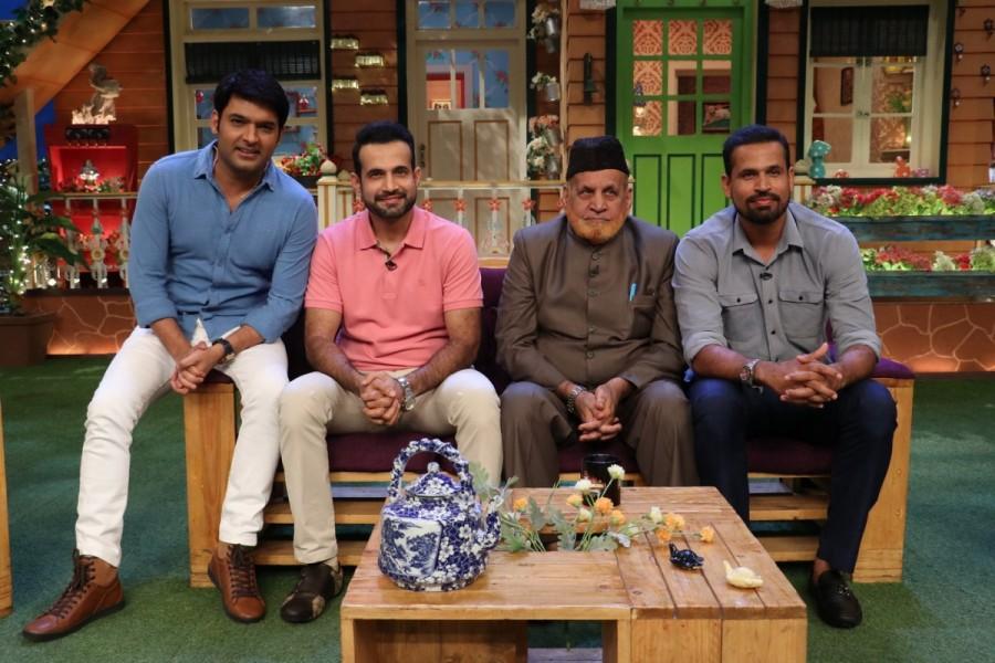 Kapil Sharma with the Pathan Brothers and their Father on The Kapil Sharma Show. Kapil Sharma Show,The Kapil Sharma Show,Pathan Brothers,Yusuf Pathan,Irfan Pathan