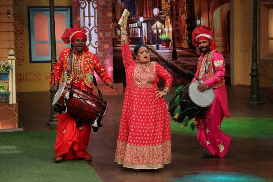 Bharti Singh on The Kapil Sharma Show. Kapil Sharma Show,The Kapil Sharma Show,Pathan Brothers,Yusuf Pathan,Irfan Pathan