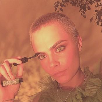 Model Cara Jocelyn Delevingne post raunchy pictures on instagram.