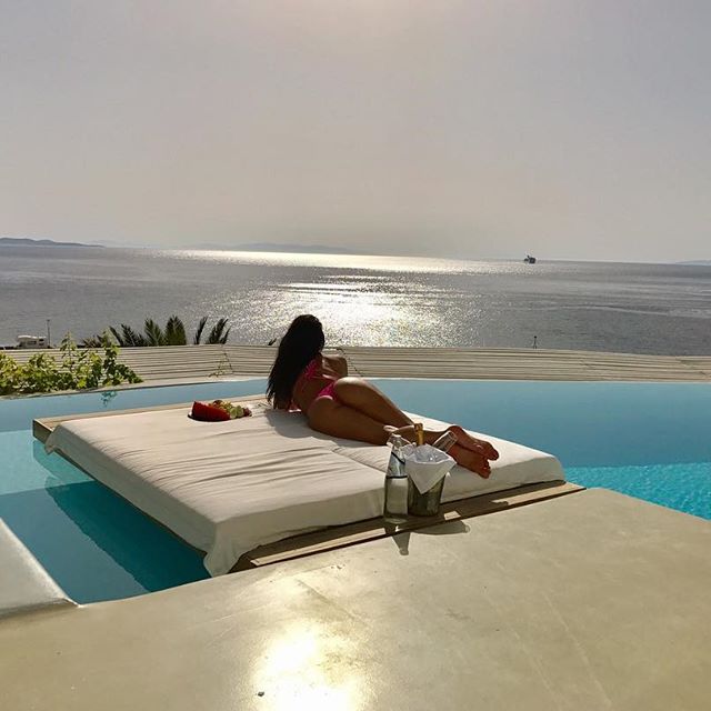 Nicole Scherzinger shows off her peachy bum. Nicole Scherzinger,actress Nicole Scherzinger,Nicole Scherzinger curves,Nicole Scherzinger curves pics,Nicole Scherzinger curves images,Nicole Scherzinger curves stills,Nicole Scherzinger curves pictures,Nicole Scherzinger hot pics,Nicole Scherzinger hot