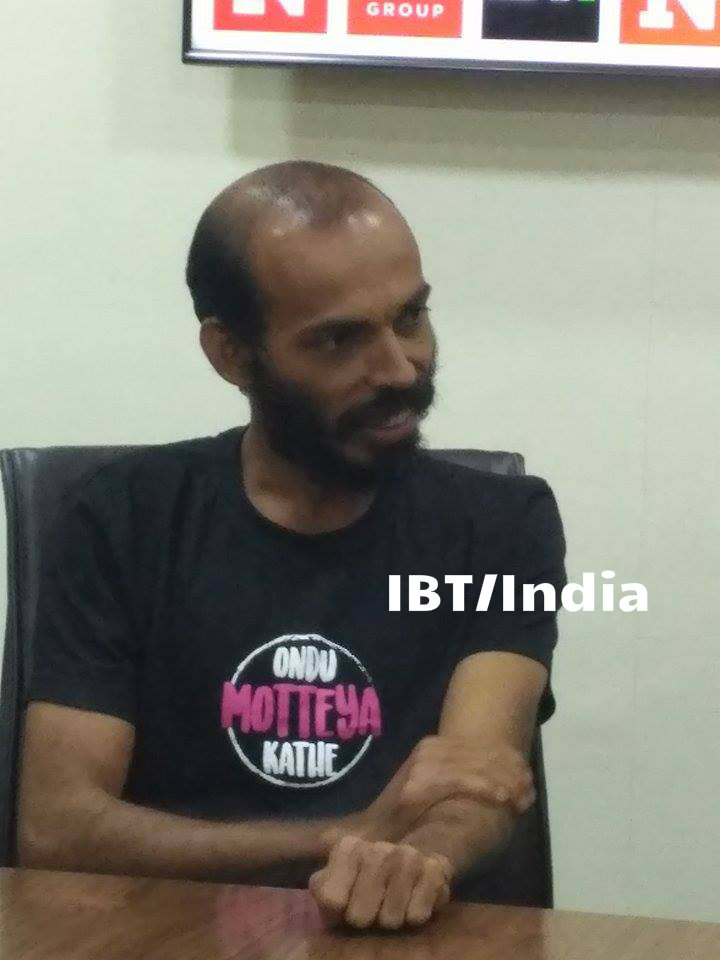 Actor-Director Raj Shetty during Ondhu Motteya Kathe movie promotion. Raj Shetty,Sivan Prasad,Midhun Mukundhan,Ondhu Motteya Kathe,Ondhu Motteya Kathe movie,Ondhu Motteya Kathe promotion,Ondhu Motteya Kathe movie promotion,Ondhu Motteya Kathe promotion pics,Ondhu Motteya Kathe promotion images,Ondhu Motteya Kathe promotion
