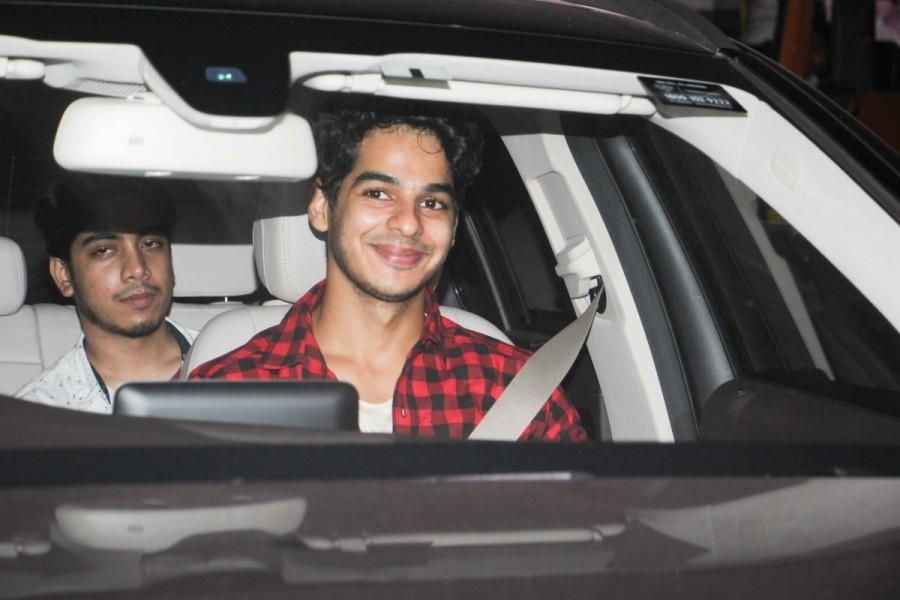 Shahid Kapur’s brother Ishan Khattar spotted at MOM special screening. Nawazuddin Siddiqui,Jhanvi Kapoor,Rekha,Sara Ali Khan,Shahid Kapur’s brother Ishan Khattar,Javed Akhtar,MOM special screening,MOM,MOM special screening pics,MOM special screening images,MOM special screening stills,MOM special screening pictures,MOM speci