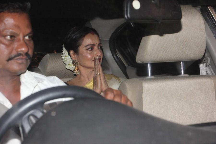 Rekha spotted at MOM special screening. Nawazuddin Siddiqui,Jhanvi Kapoor,Rekha,Sara Ali Khan,Shahid Kapur’s brother Ishan Khattar,Javed Akhtar,MOM special screening,MOM,MOM special screening pics,MOM special screening images,MOM special screening stills,MOM special screening pictures,MOM speci