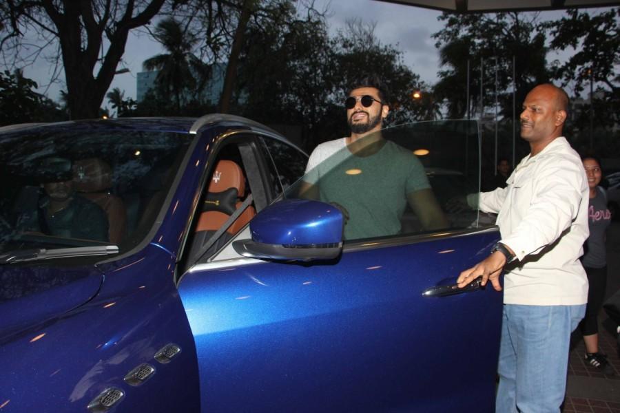Arjun Kapoor promotes hi upcoming film 'Mubaranka'. Arjun Kapoor,actor Arjun Kapoor,Arjun Kapoor promotes Mubaranka,Mubaranka,Mubaranka promotion,Mubaranka movie promotion