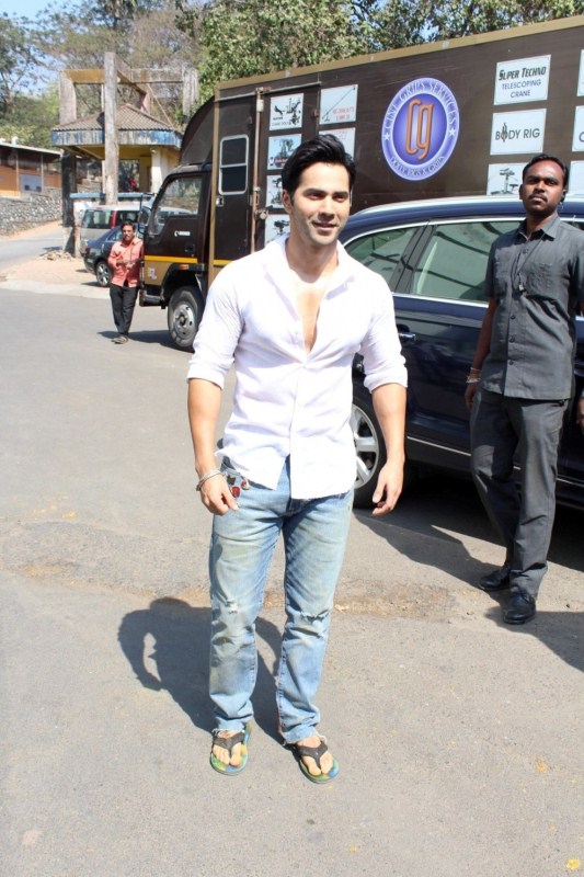 "It's the last day of 'Judwaa 2' climax shoot and as you can see I have got my a** whopped. Trust me, I brought hell... I beat up lot of a***s around. I beat around 50-60 people in one take," Varun said in the video. Varun Dhawan,actor Varun Dhawan,Judwaa 2,Judwaa 2 climax,Judwaa 2 movie climax