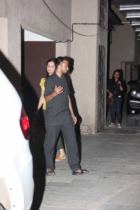 Bollywood film actress Dia Mirza spotted at BBLUNT salon. Dia Mirza,actress Dia Mirza,Dia Mirza at BBLUNT salon,Dia Mirza latest pics,Dia Mirza latest images,Dia Mirza latest stills,Dia Mirza latest pictures,Dia Mirza latest photos
