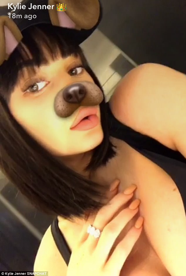Kylie Kristen Jenner shows her endless curves. Kylie Jenner,Kylie Jenner bikini pics,Kylie Jenner bikini images,Kylie Jenner bikini stills,Kylie Jenner curves,Kylie Jenner curves pics,Kylie Jenner flaunts curves,Kylie Jenner curves pics,Kylie Jenner curves images,Kylie Jenner curves stills,Kylie Jenne