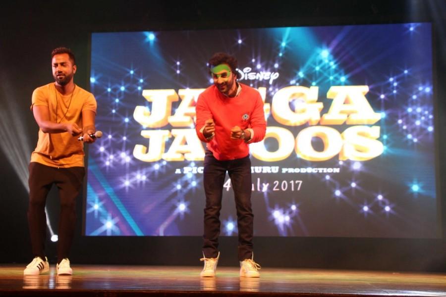 Kids from various schools were present to have a meet and greet session with the actor. The event was a fun activity where all the student were made to wear Jagga Masks and sit according to colour schemes. The event began with an amazing dance performance by kids on Galti se mistake and Ullu ka Pattha. Ranbir couldn't stop himself and joined the kids on the dance floor. Ranbir Kapoor,Ranbir Kapoor promotes Jagga Jasoos,Jagga Jasoos,Ranbir Kapoor promotes Jagga Jasoos film,Jagga Jasoos promotion,Jagga Jasoos movie promotion,Jagga Jasoos film promotion,St. Andrews Auditorium