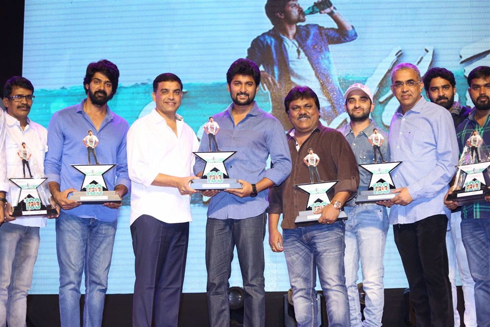 Telugu movie Nenu Local 100 days function held during Fidaa audio Launch. Nani, Dil Raju, Trinadha Rao Nakkina, Naveen Chandra graced the event. Nani,actor Nani,Nenu Local,Nenu Local 100 days function,Nenu Local 100 days function event,Nenu Local 100 days event,Fidaa audio Launch,Fidaa