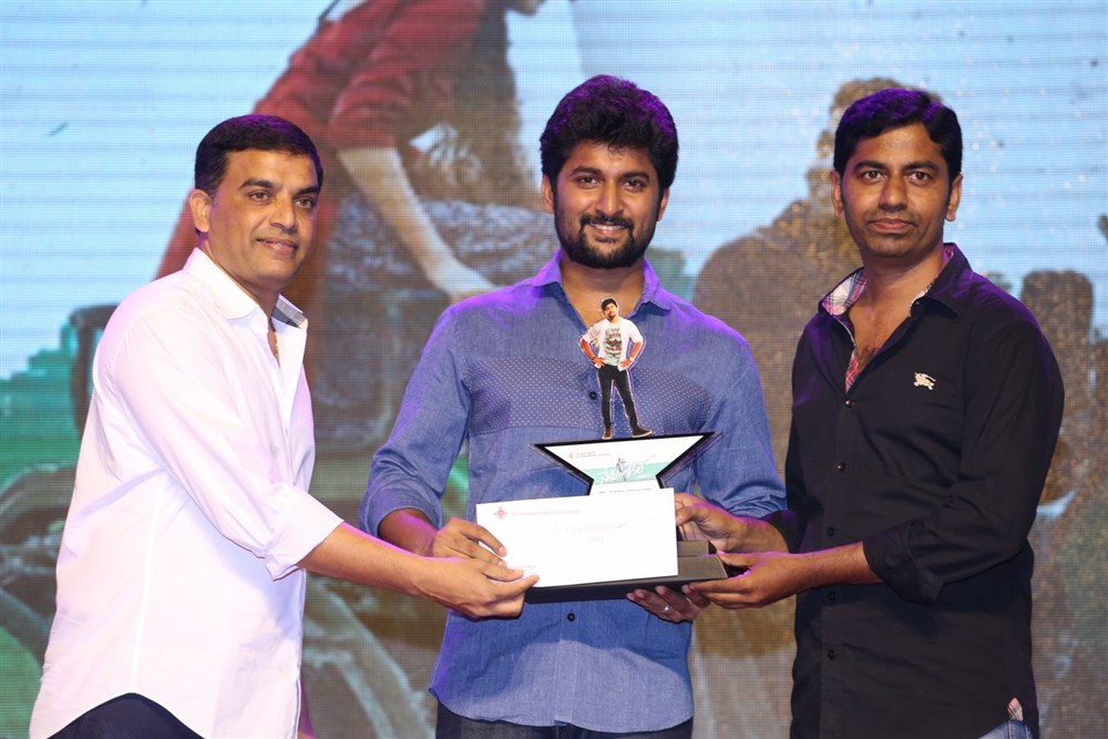 Telugu movie Nenu Local 100 days function held during Fidaa audio Launch. Nani, Dil Raju, Trinadha Rao Nakkina, Naveen Chandra and others graced the event. Nani,actor Nani,Nenu Local,Nenu Local 100 days function,Nenu Local 100 days function event,Nenu Local 100 days event,Fidaa audio Launch,Fidaa