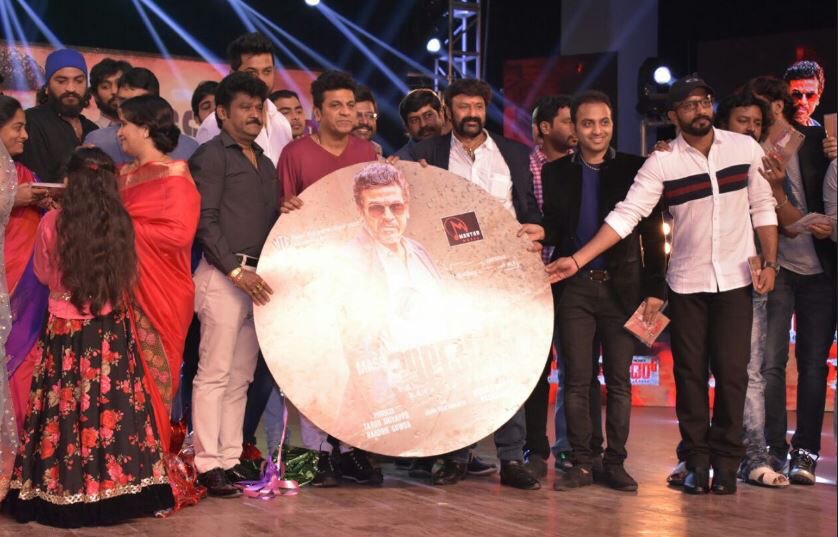 Telugu Superstar Nandamuri Balakrishna launches the music of Shivarajkumar's Mass Leader. Rragini Dwivedi,Nandamuri Balakrishna,Pranitha Subhash,Jaggesh,Shiva Rajkumar,Puneeth Rajkumar,Loose Mada Yogesh,Mass Leader,Mass Leader audio launch,Mass Leader audio launch pics,Mass Leader audio launch images,Mass Leader audio launch stills,Mass Leader