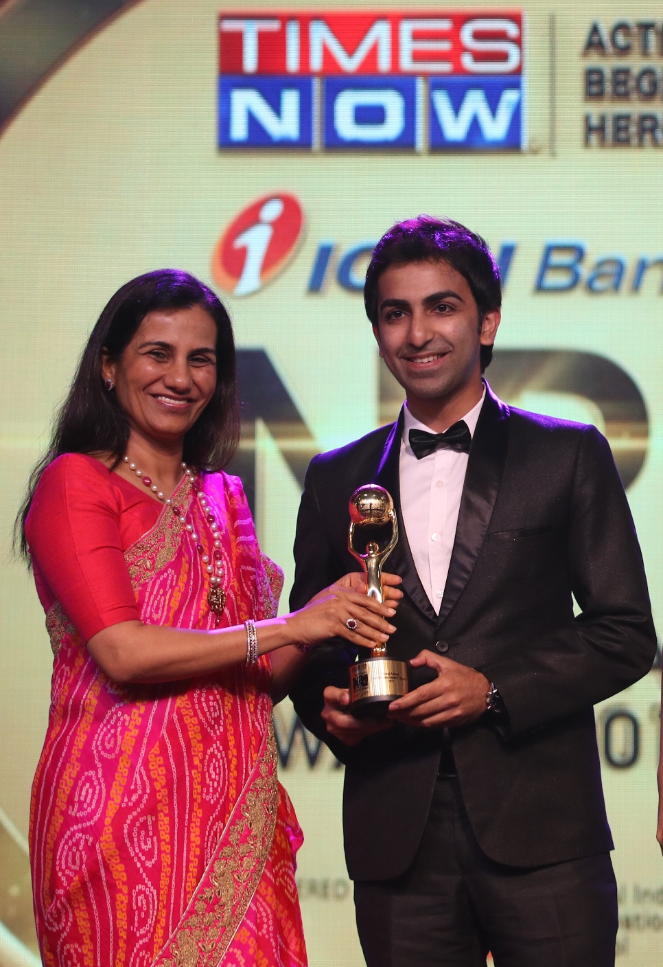 Snooker Player Pankaj Advani won the Global Indian Award in the Sports Category at NRI of the Year Awards 2017 in Mumbai. Baahubali actress Tamannaah Bhatia,Tamannaah Bhatia,Snooker Player Pankaj,Pankaj,Tamannaah Bhatia NRI of the Year Awards 2017,NRI of the Year Awards 2017,Tamannaah,actress Tamannaah