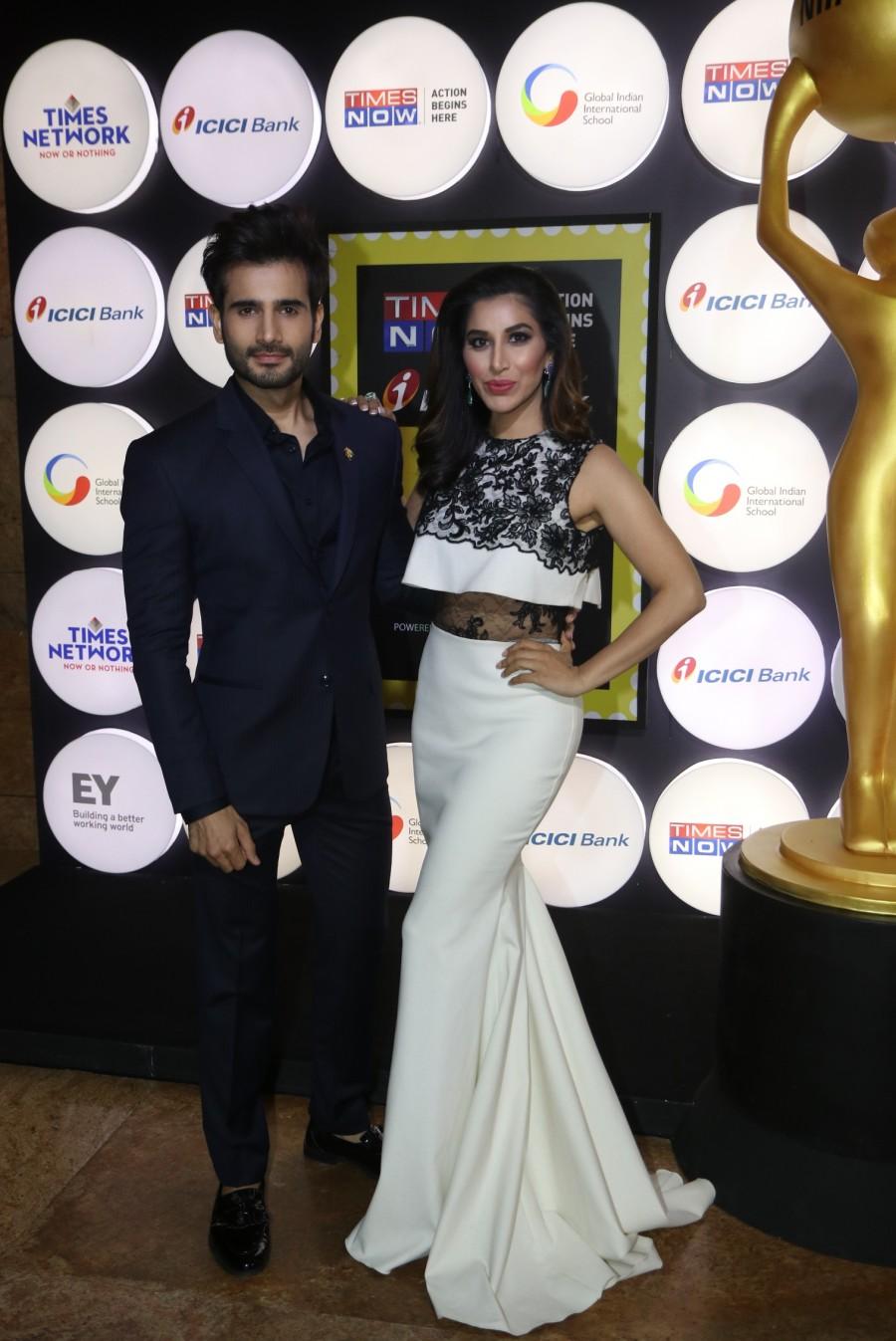 TV Actor Karan Tacker and Sophie Choudry hosted the 4th NRI of the Year Awards 2017 in Mumbai. Baahubali actress Tamannaah Bhatia,Tamannaah Bhatia,Snooker Player Pankaj,Pankaj,Tamannaah Bhatia NRI of the Year Awards 2017,NRI of the Year Awards 2017,Tamannaah,actress Tamannaah