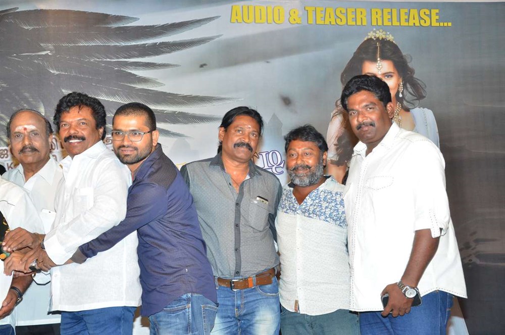 Naga Anvesh, Hebah Patel, Devayani, Rajakumaran, K Palani, RV Udayakumar, Jaguar Thangam, Bheems Ceciroleo, VC Guhanathan at the event. Naga Anvesh,Hebah Patel,Devayani,Rajakumaran,Vinnaithandi Vantha Angel,Vinnaithandi Vantha Angel audio launch,Vinnaithandi Vantha Angel audio launch pics,Vinnaithandi Vantha Angel audio launch images,Vinnaithandi Vantha Angel audio launch stills,Vinnaitha