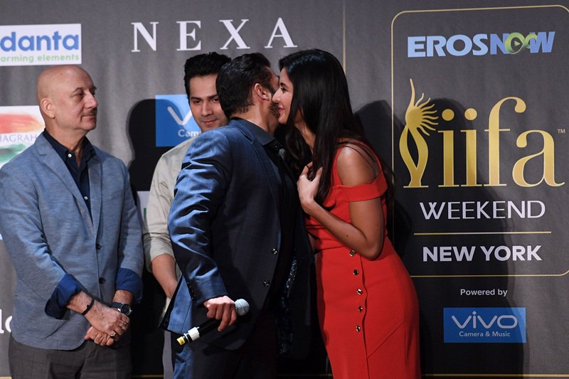 Bollywood superstar Salman Khan sprang a surprise for Katrina Kaif when he sang the "Happy Birthday" song for the actress, who will turn a year older on Sunday. Katrina and Salman were sharing the stage at the kick-off press conference of the International Indian Film Academy (IIFA) Weekend and Awards here on Thursday evening. IIFA Awards 2017,IIFA Awards,Salman Khan,Salman Khan and Katrina Kaif,Katrina Kaif,Katrina Kaif birthday,Katrina Kaif birthday at IIFA Awards,Salman Khan hugs Katrina Kaif