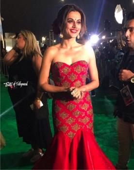 From fans sporting colourful 'pagdis' and a family of three flaunting T-shirts reading 