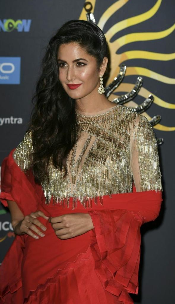 Indian actress Katrina Kaif looks sensational at IIFA 2017. Katrina Kaif,actress Katrina Kaif,Katrina Kaif at IIFA 2017,Katrina Kaif at IIFA,Katrina Kaif at IIFA awards,IIFA awards,IIFA awards 2017
