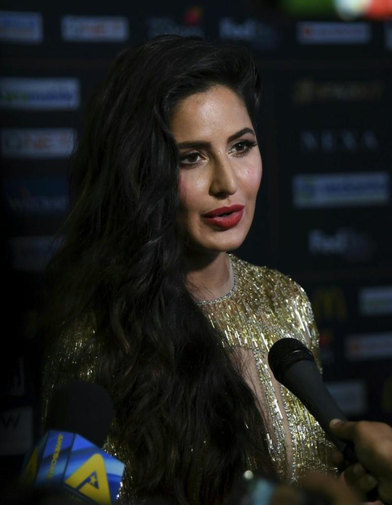 Katrina Kaif looks cute at IIFA 2017. Katrina Kaif,actress Katrina Kaif,Katrina Kaif at IIFA 2017,Katrina Kaif at IIFA,Katrina Kaif at IIFA awards,IIFA awards,IIFA awards 2017