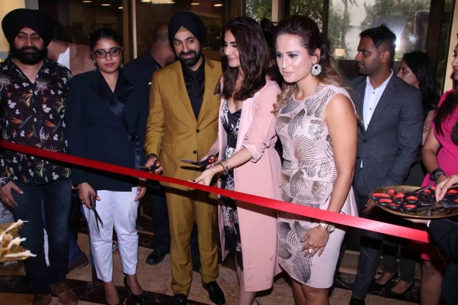 Bollywood film actress Vaani Kapoor inaugurates Jewellery Exhibition Glamour 2017. Vaani Kapoor,actress Vaani Kapoor,Vaani Kapoor at Jewellery Exhibition Glamour 2017,Jewellery Exhibition Glamour 2017