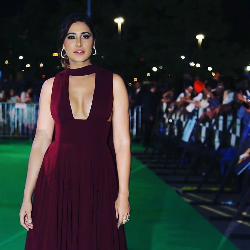 Indian film actress Nargis Fakhri flaunts her curves at IIFA Awards 2017. Nargis Fakhri,actress Nargis Fakhri,Nargis Fakhri flaunts her curves,Nargis Fakhri at IIFA Awards 2017,IIFA Awards 2017,IIFA Awards,Nargis Fakhri hot pics,Nargis Fakhri hot images,Nargis Fakhri hot stills,Nargis Fakhri hot pictures,Nargis Fakhri hot photo