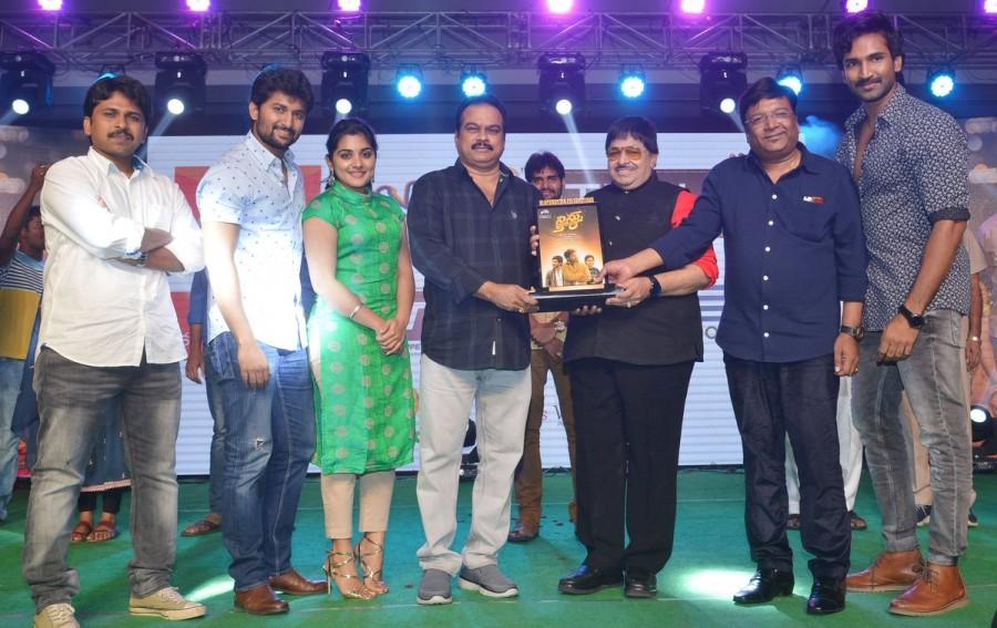 Telugu film Ninnu Kori success meet event held last night at Vijayawada. Celebs like Nani, Nivetha Thomas, Aadhi graced the event. Nani,Nivetha Thomas,Aadhi,Ninnu Kori,Ninnu Kori success meet,Ninnu Kori success meet pics,Ninnu Kori success meet images,Ninnu Kori success meet stills,Ninnu Kori success meet pictures,Ninnu Kori success meet photos
